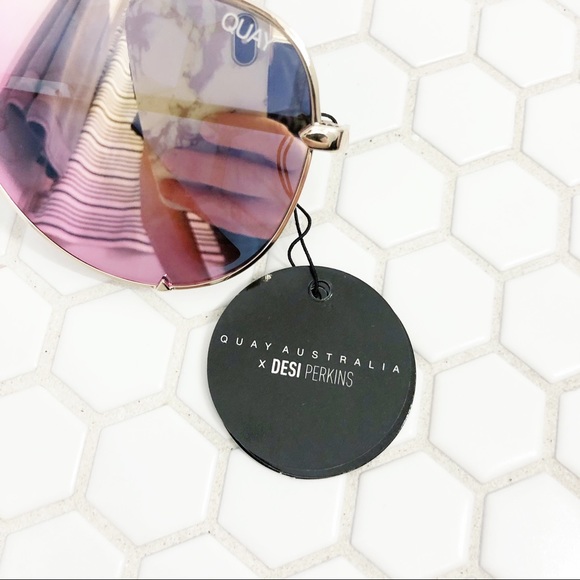 NWT Quay Australia High Key Gold Sunglasses - Picture 5 of 8